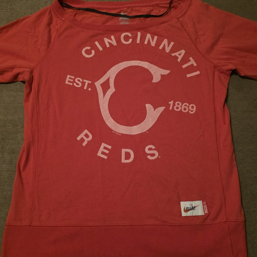Cincinnati Reds Red Long Sleeve Shirt